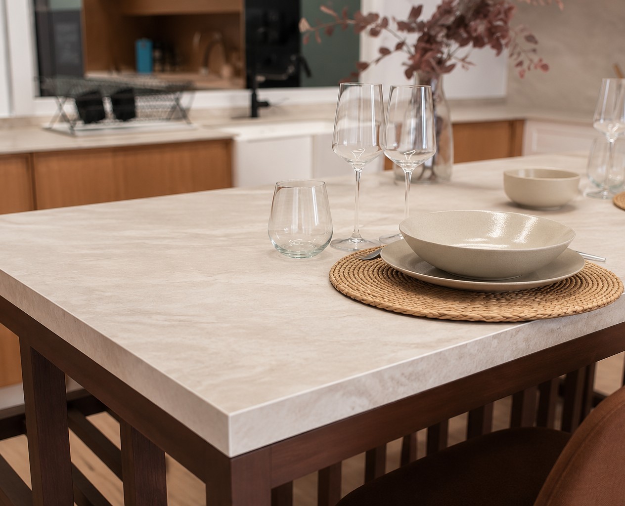 Encimera Neolith vs. mármol natural: guía honesta