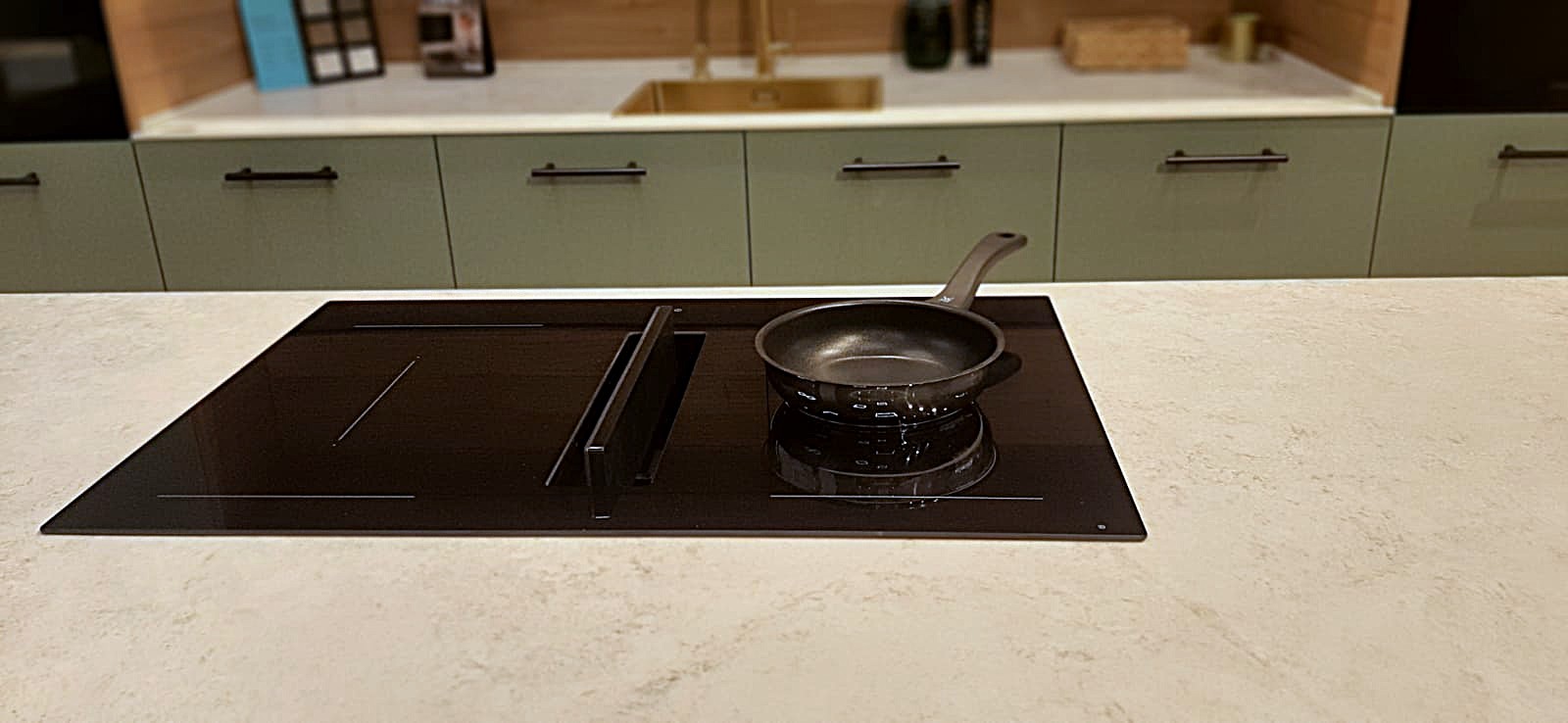 Detalle 1 del módulo Cocina Oliva Mediterránea con isla