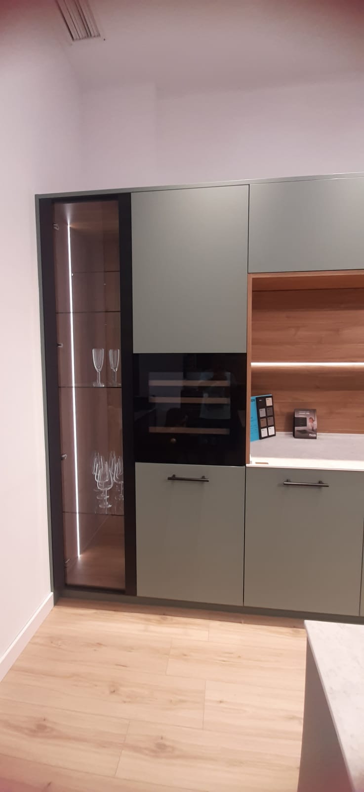 Detalle 3 del módulo Cocina Oliva Mediterránea con isla